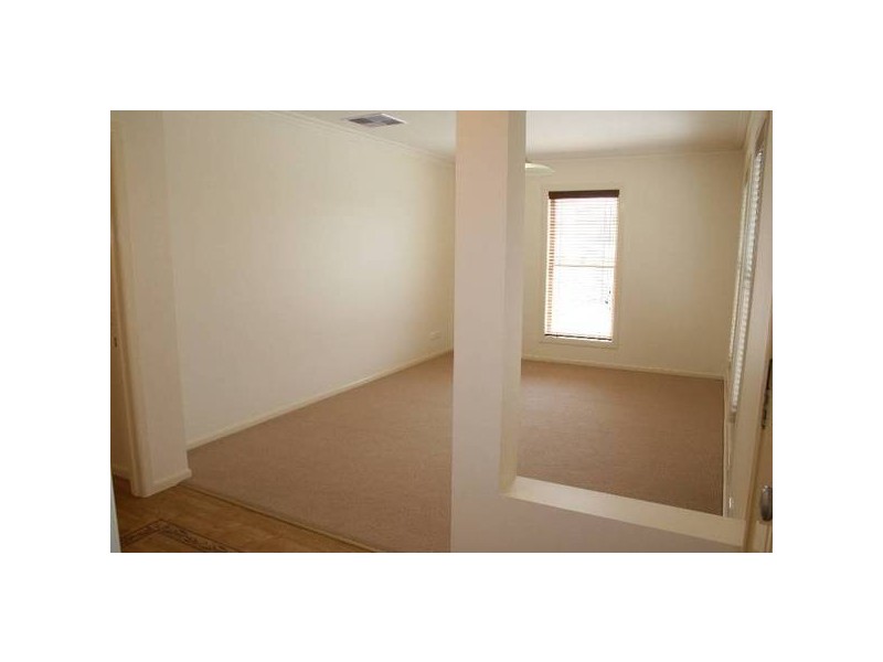 7 Aberdeen Drive, Junortoun VIC 3551