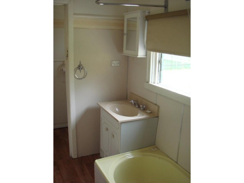 67 Adam Street, Quarry Hill VIC 3550