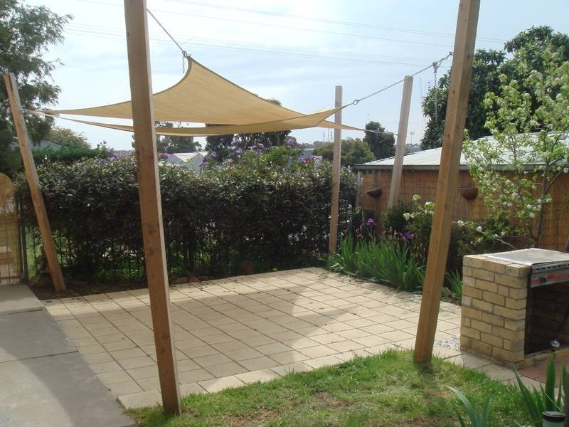 67 Adam Street, Quarry Hill VIC 3550