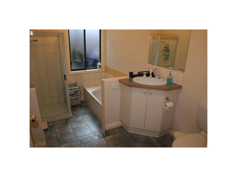 4 Jarrah Court, Spring Gully VIC 3550