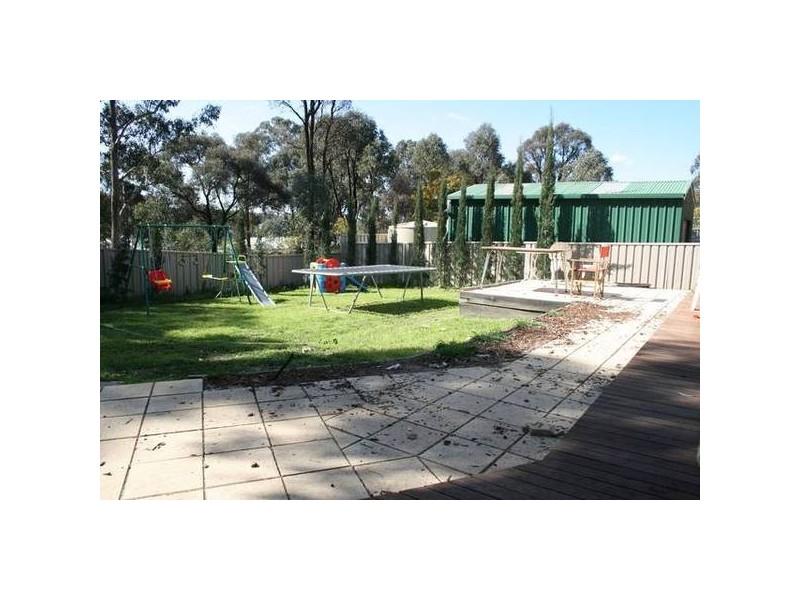 4 Jarrah Court, Spring Gully VIC 3550