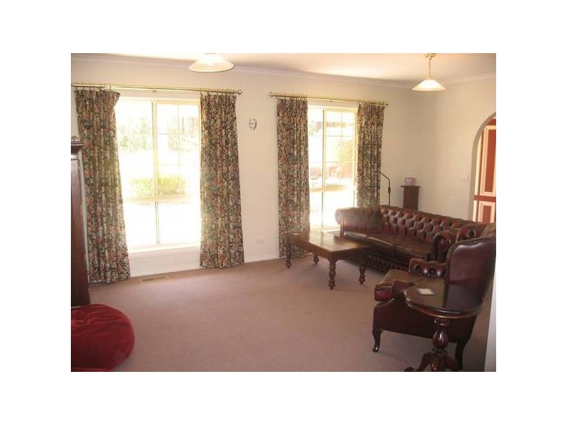 72 Butcher Street, Strathdale VIC 3550