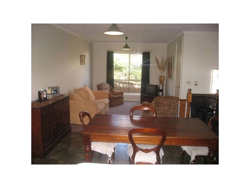 72 Butcher Street, Strathdale VIC 3550