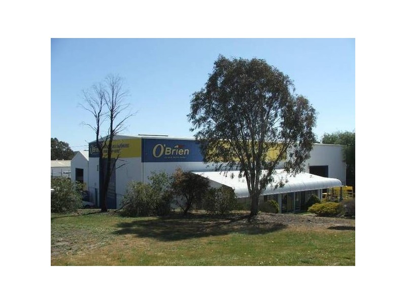 9 Thistle Street, Golden Square VIC 3555