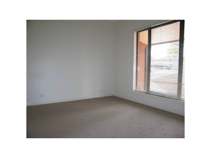 141 Edwards Road, Strathdale VIC 3550