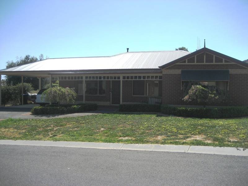 2 Valli Place, East Bendigo VIC 3550