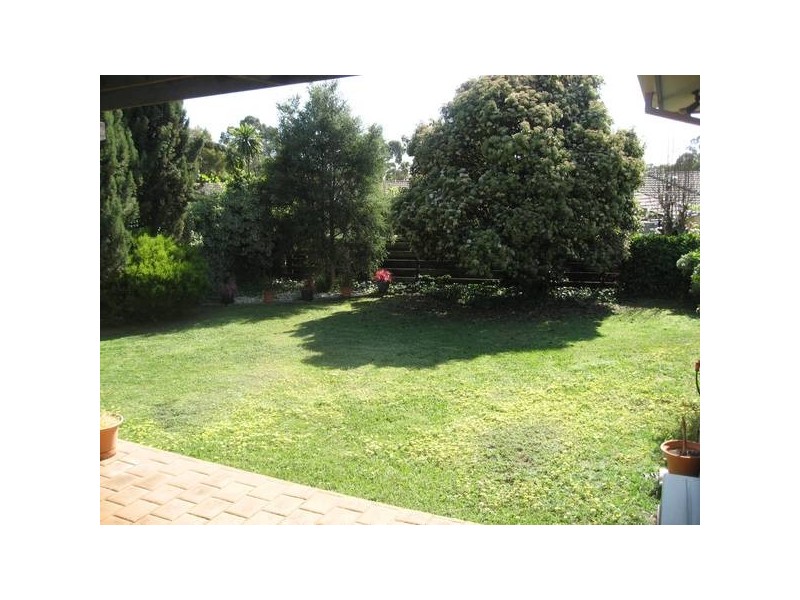 40 Nabilla Crescent, Strathdale VIC 3550