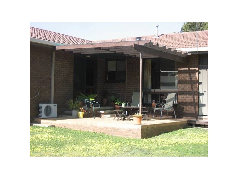 40 Nabilla Crescent, Strathdale VIC 3550