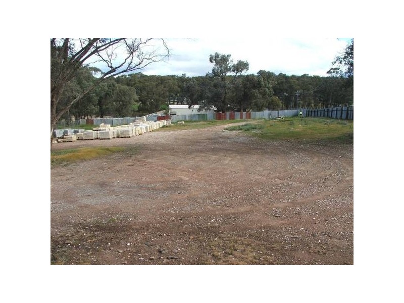 A Fairview Road, Kangaroo Flat VIC 3555