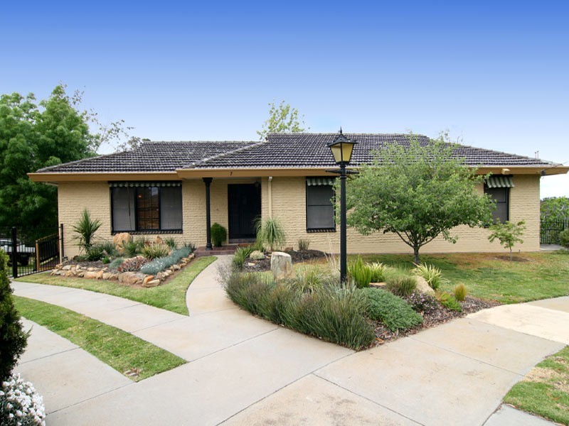 7 McKay Court, Strathdale VIC 3550