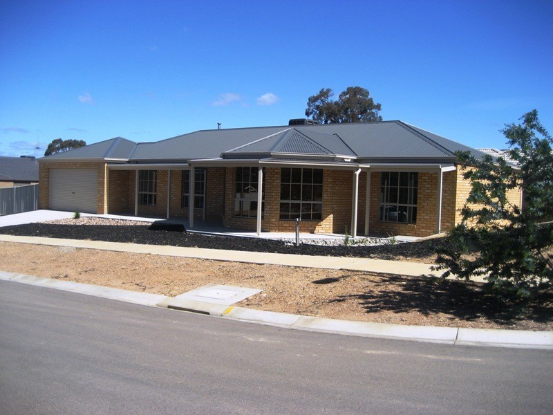 25 The Heath, Eaglehawk VIC 3556