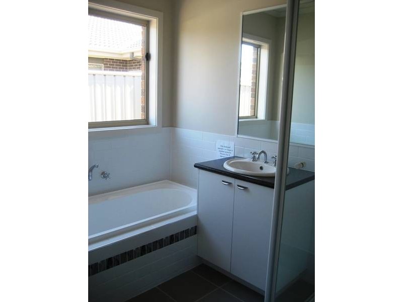 27 The Heath, Eaglehawk VIC 3556