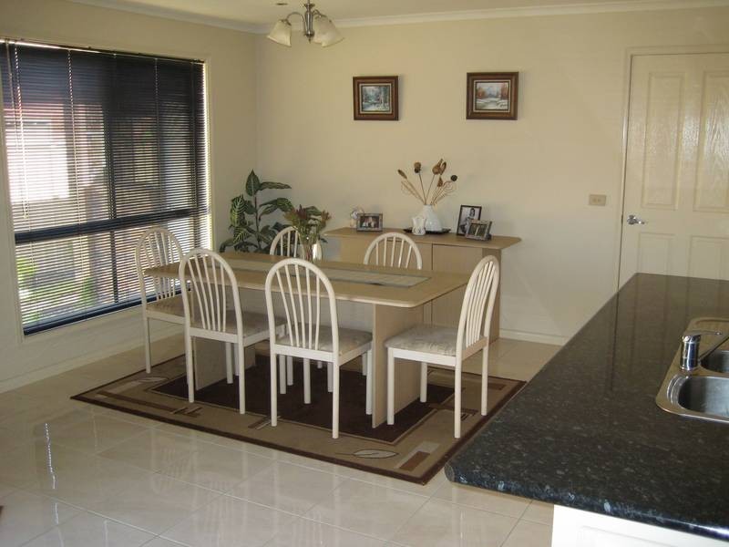 49 Bassett Drive, Strathfieldsaye VIC 3551