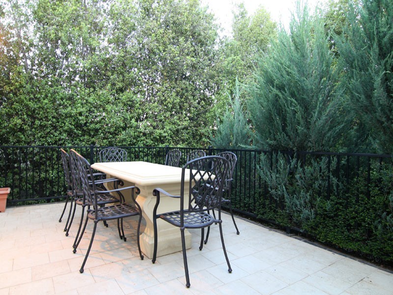 6B Gumnut Rise, Strathdale VIC 3550