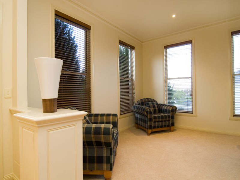 6B Gumnut Rise, Strathdale VIC 3550