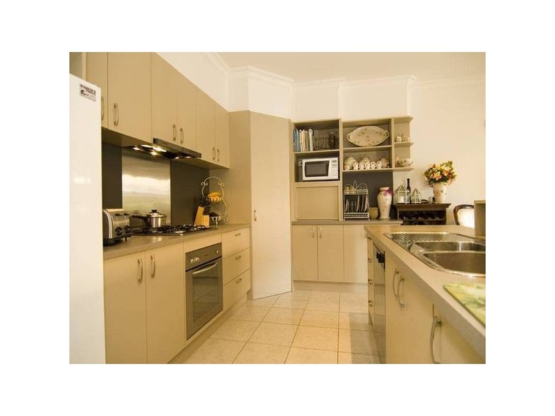 23 Miller Street, Quarry Hill VIC 3550