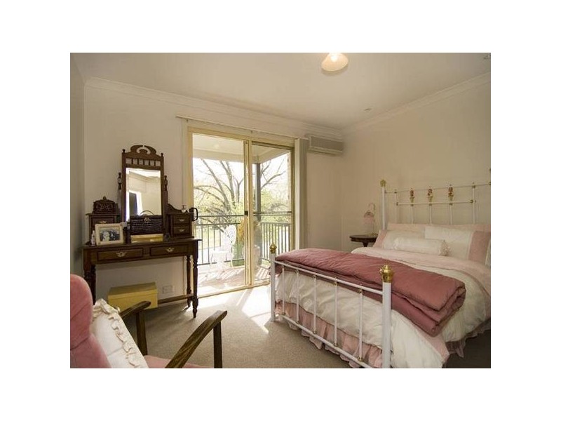 23 Miller Street, Quarry Hill VIC 3550