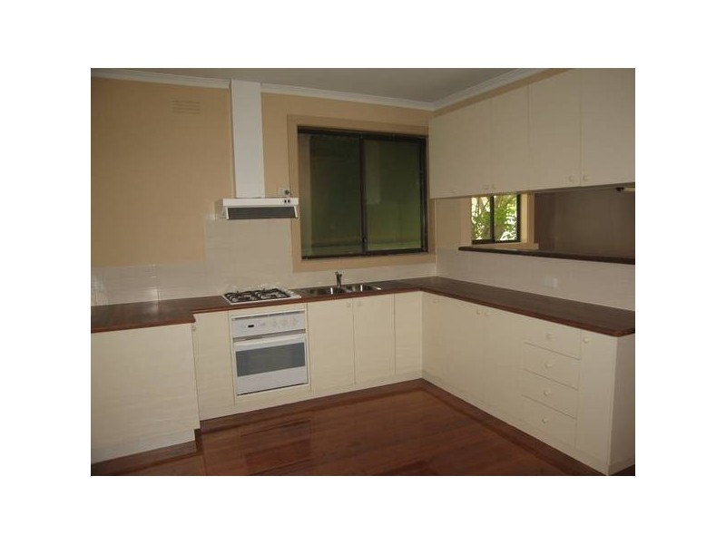 4 View Street, Kangaroo Flat VIC 3555