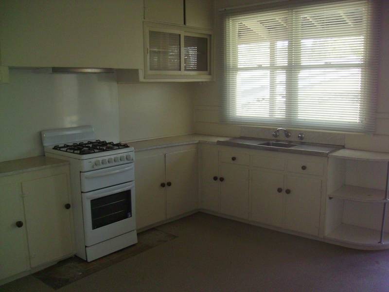 261 Eaglehawk Road, Bendigo VIC 3550