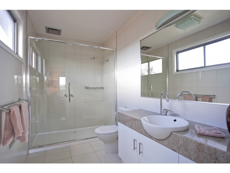 2/19 Creek Street, Bendigo VIC 3550