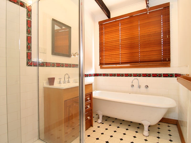 111 Caleana Road, Junortoun VIC 3551