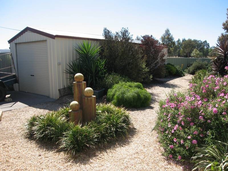 24 Kennewell Street, White Hills VIC 3550