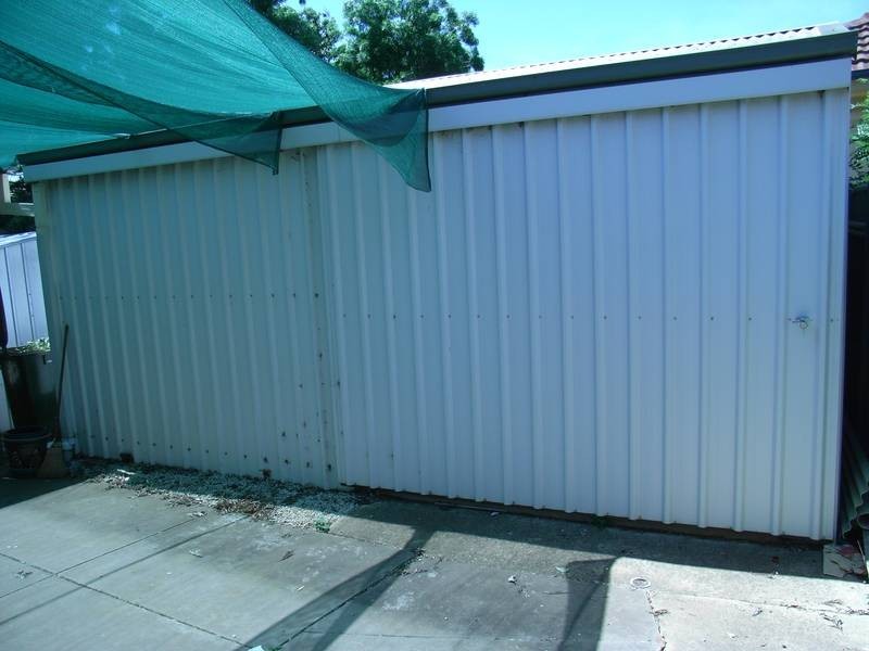 35 Danson Avenue, Kangaroo Flat VIC 3555