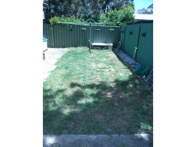 35 Danson Avenue, Kangaroo Flat VIC 3555