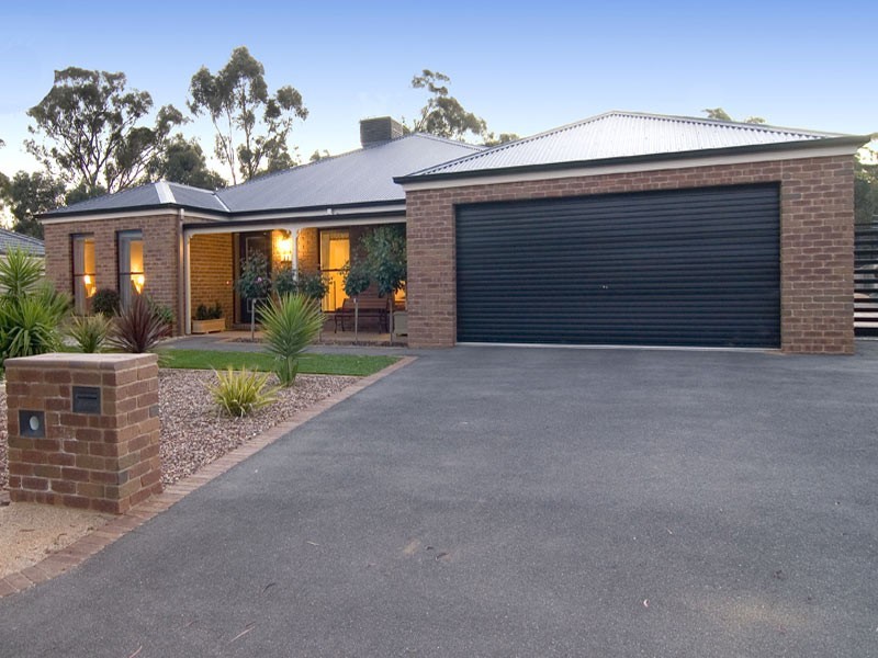 23 Alexander Close, Strathfieldsaye VIC 3551