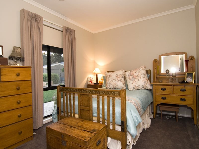 23 Alexander Close, Strathfieldsaye VIC 3551