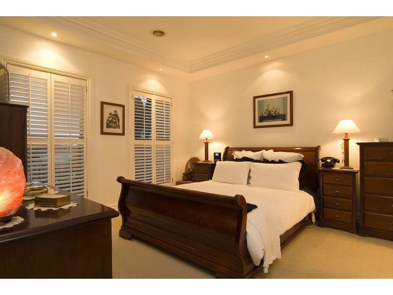 27 Chelsea Boulevard, Strathdale VIC 3550