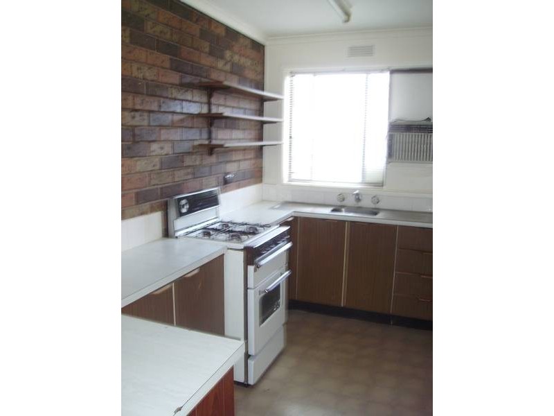 98 Panton Street, Golden Square VIC 3555