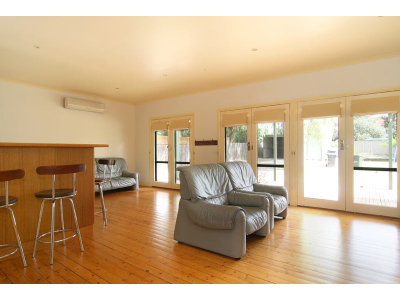 14 Mackenzie Street West, Golden Square VIC 3555