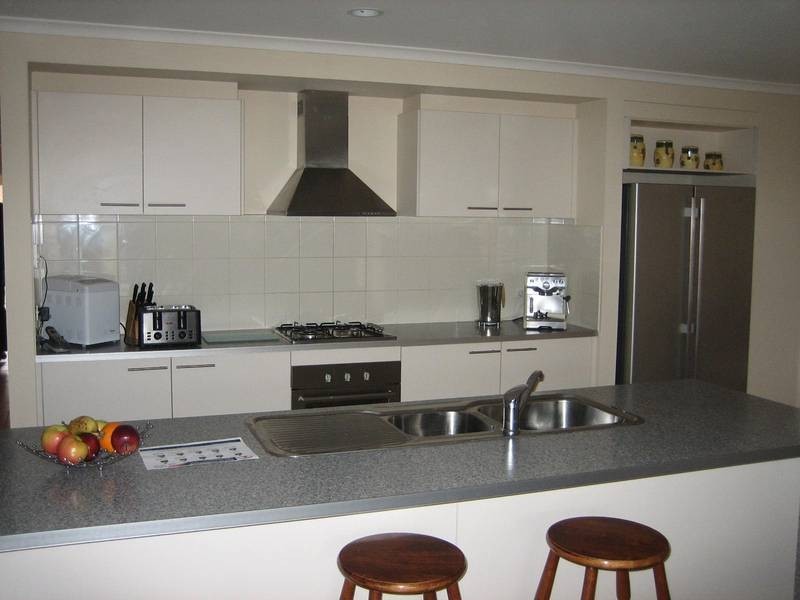 42 Peacock Drive, Epsom VIC 3551