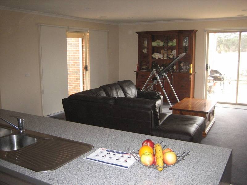 42 Peacock Drive, Epsom VIC 3551