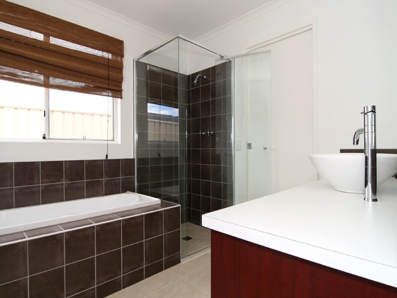 15 Alexander Close, Strathfieldsaye VIC 3551
