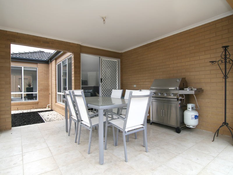 15 Alexander Close, Strathfieldsaye VIC 3551