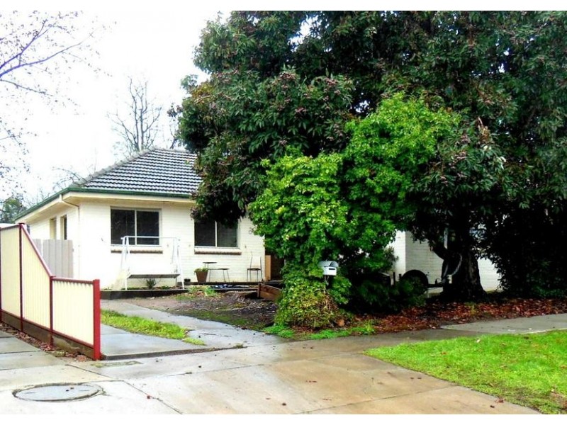 3 Ewing Avenue, Flora Hill VIC 3550
