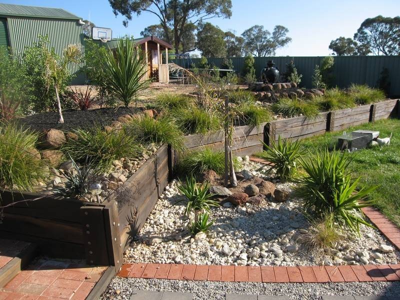 52 Carolyn Way, Maiden Gully VIC 3551
