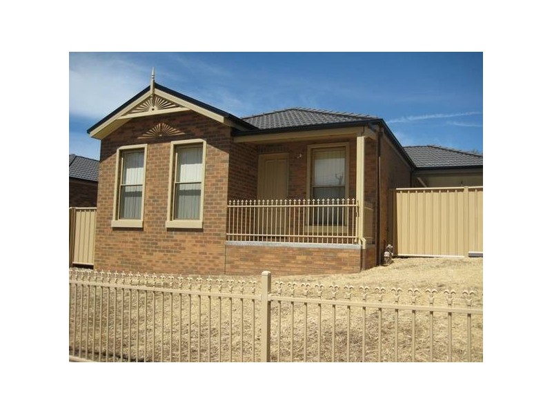 3/19 Holmes, Bendigo VIC 3550