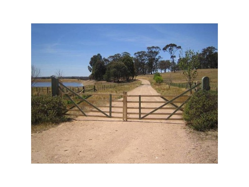 531 Emu Creek Road, Strathfieldsaye VIC 3551