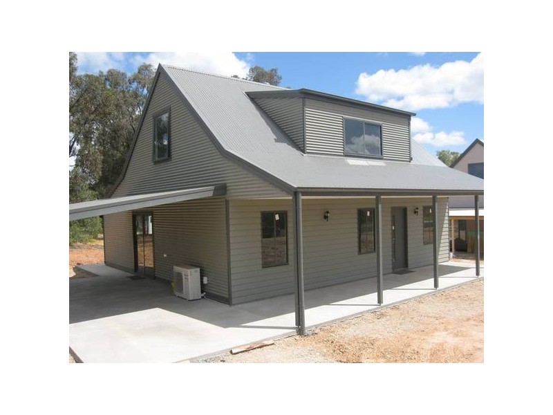 9 Franklin Street, Sailors Gully VIC 3556