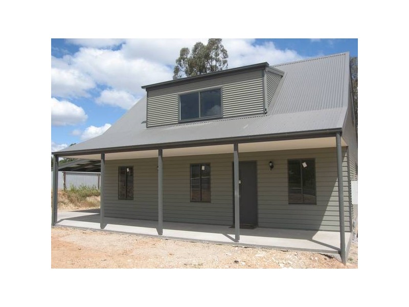 9 Franklin Street, Sailors Gully VIC 3556