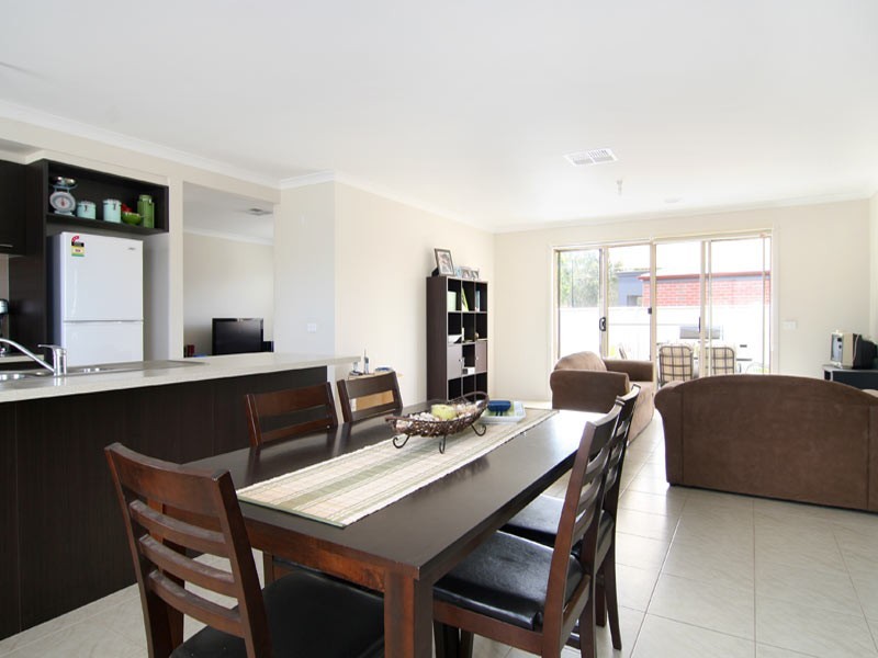 17 Lorikeet Drive, Epsom VIC 3551