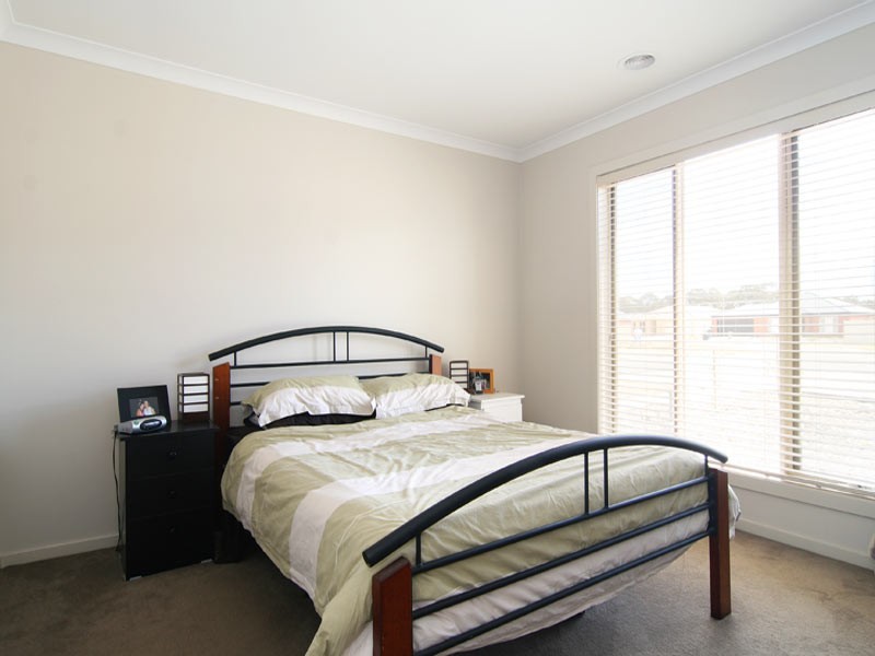 17 Lorikeet Drive, Epsom VIC 3551