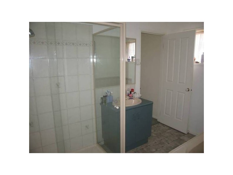 6 Julie Court, Kangaroo Flat VIC 3555