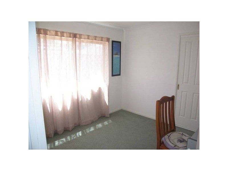 6 Julie Court, Kangaroo Flat VIC 3555