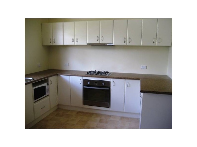 24 Ewing Avenue, Flora Hill VIC 3550