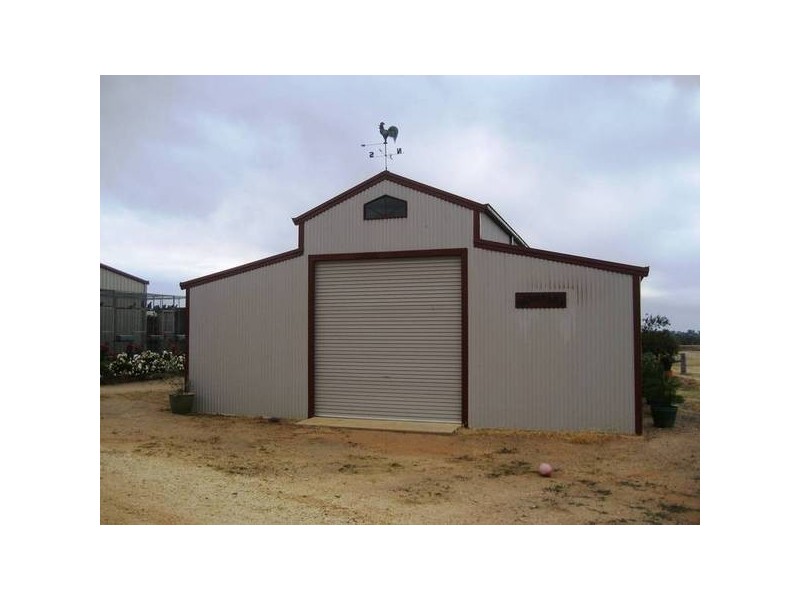 328 Maldon -Lockwood rd, Lockwood South VIC 3551