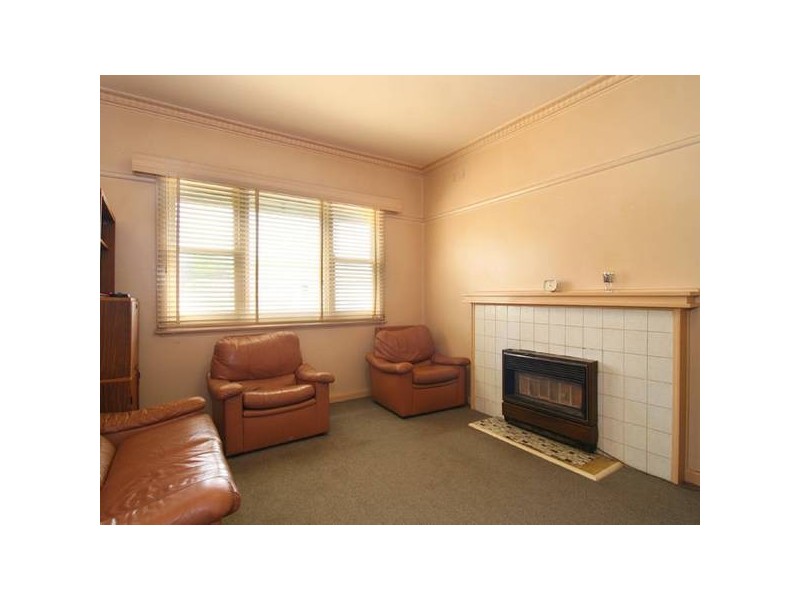 14 May Street, Kangaroo Flat VIC 3555